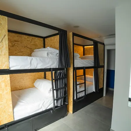 Hostel Nixar Almeria