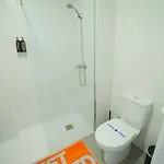 Nixar Konukevi *